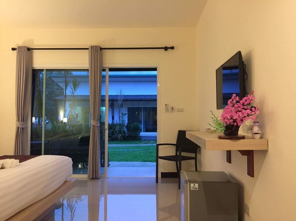 Maleesirin Oldtown Resort Ko Lanta Esterno foto